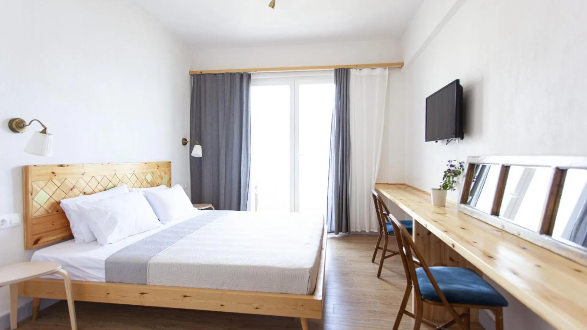 Sea And Sky Apartment Himare 0*,  Albania