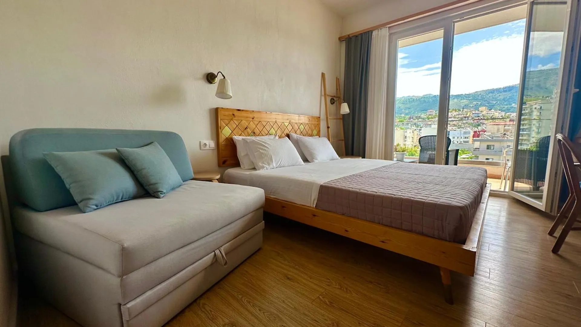 Sea And Sky Apartment Himare 0*,