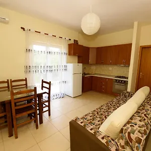 Appartement Vasili's Family, Himare